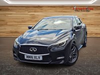 INFINITI Q30